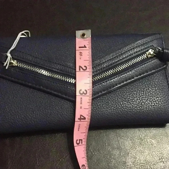 Charming Charlie wallet - Picture 5 of 5